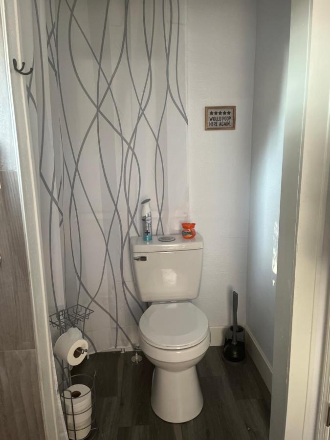 Single Room With Twin Bed On Private Property Eustis Exterior foto